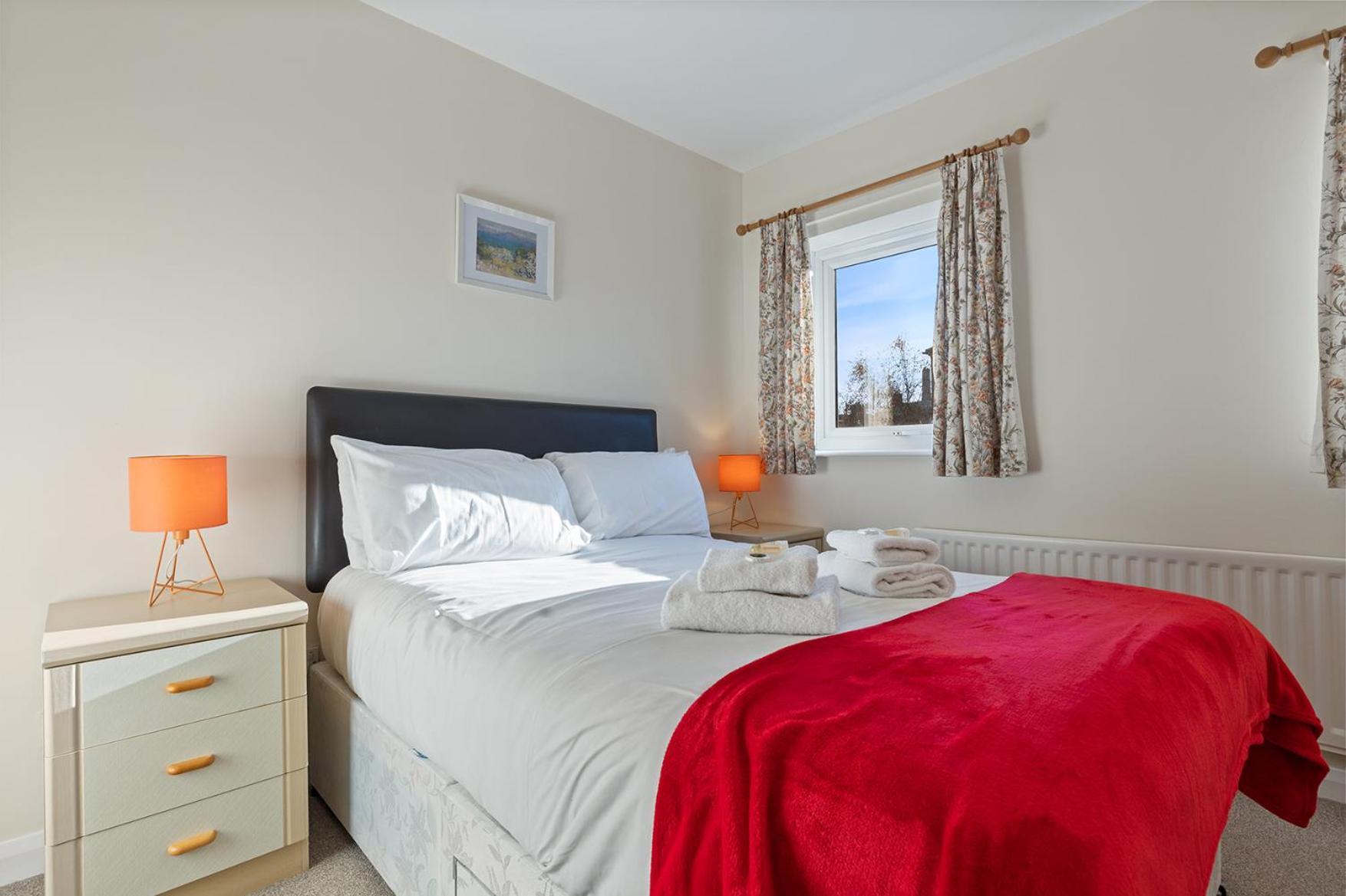 Pass The Keys Central Townhouse With Free Parking York Exterior photo
